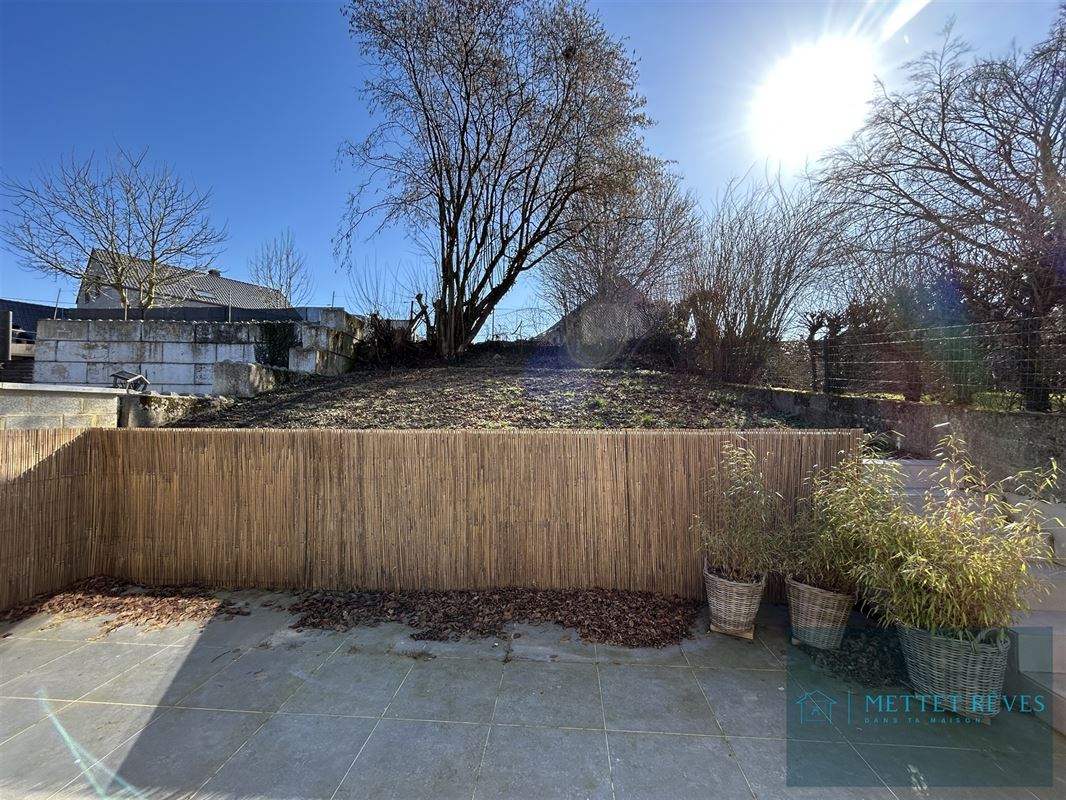 Villa neuve de 3 chambres jardin et garage.