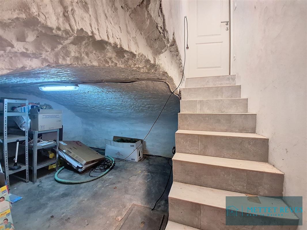 Charmante maison confortable rénovée de 3 chambres.