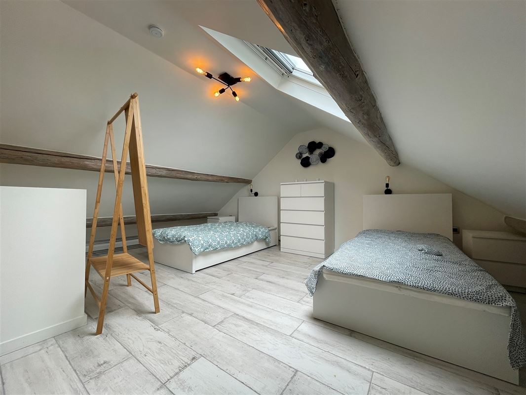 Charmante maison confortable rénovée de 3 chambres.