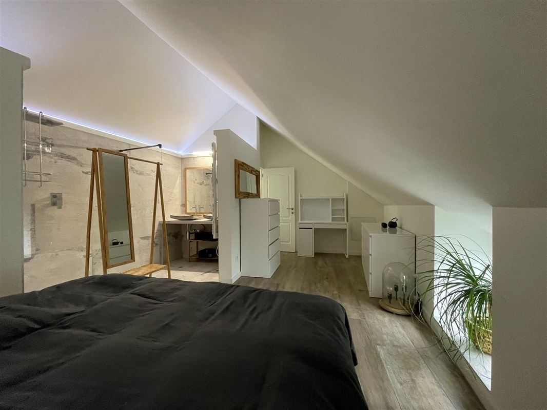 Charmante maison confortable rénovée de 3 chambres.