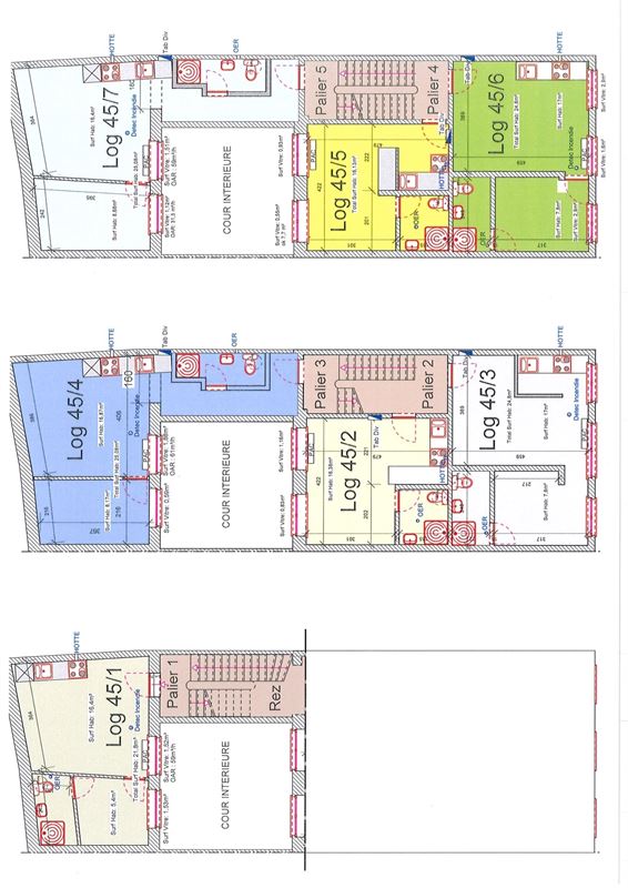 Studio avec une salle de douche privée.