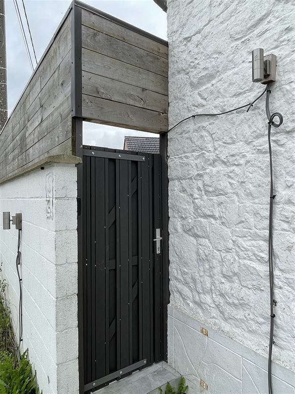 Charmante maison confortable rénovée de 3 chambres.