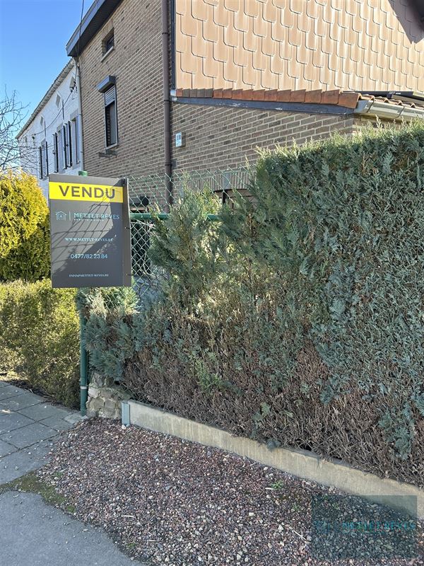 A vendre maison rénovée 3F. avec garage de 189m2.