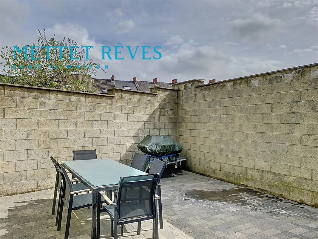 Maison rénovée de 3 chambres avec espace extérieur