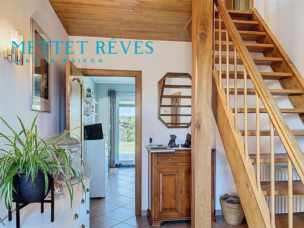 Villa 4 façades avec garage, agrémentée d’un grand jardin