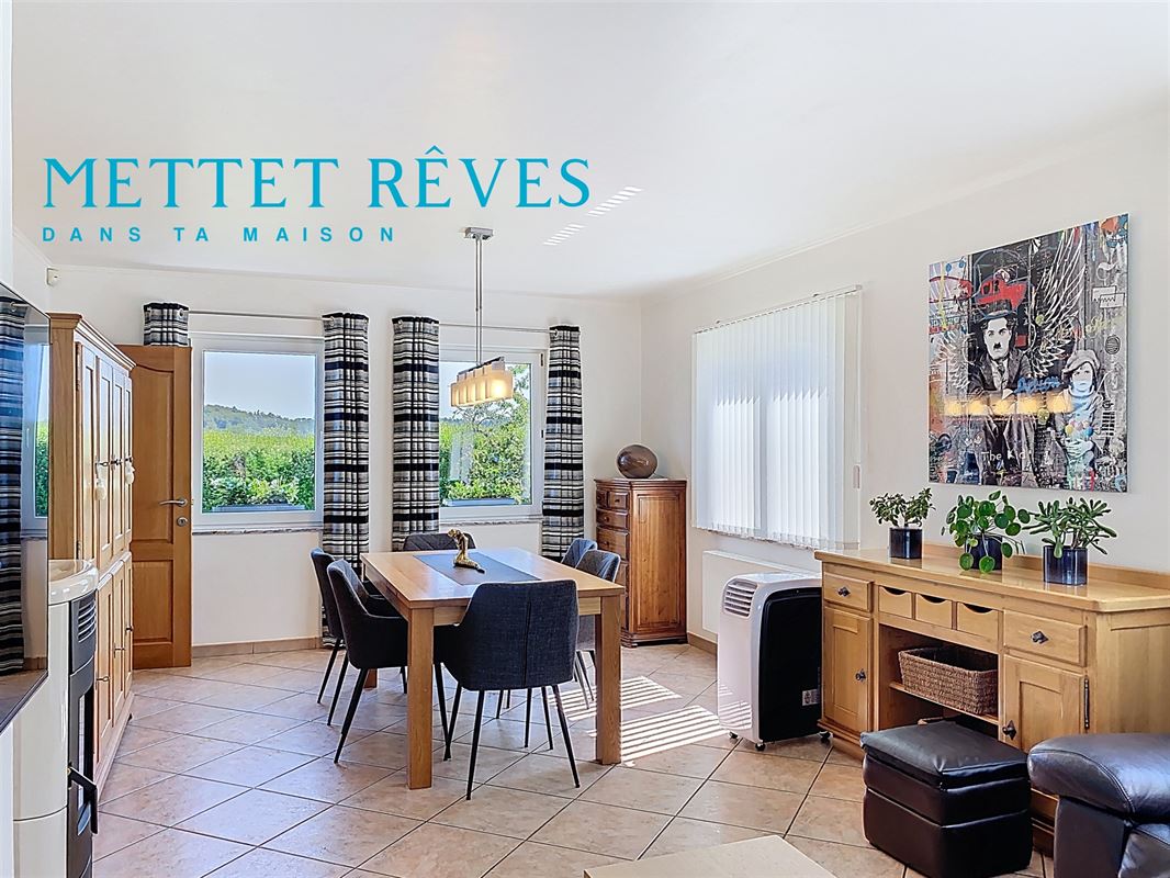 Villa 4 façades avec garage, agrémentée d’un grand jardin