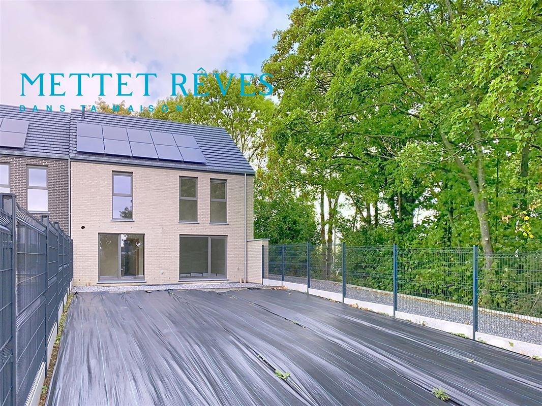 Nouvelle construction 2025 - maison 3 façades avec garage