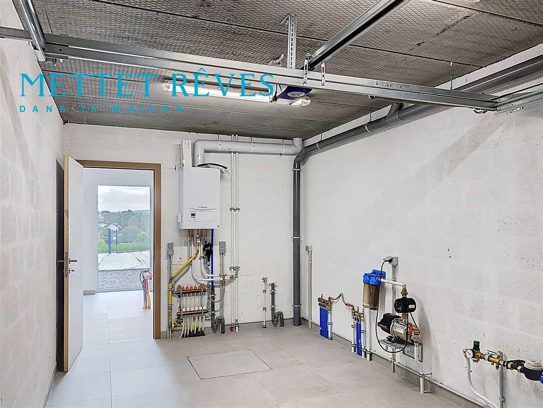 Nouvelle construction - maison 3 façades avec garage 