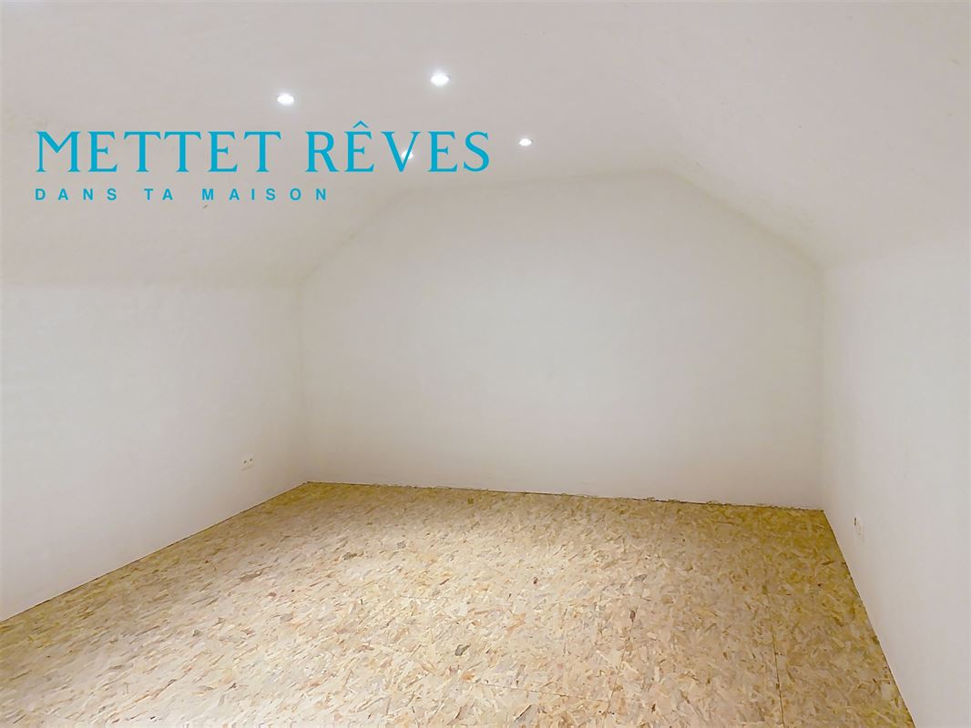 Nouvelle construction 2025 - maison 3 façades avec garage