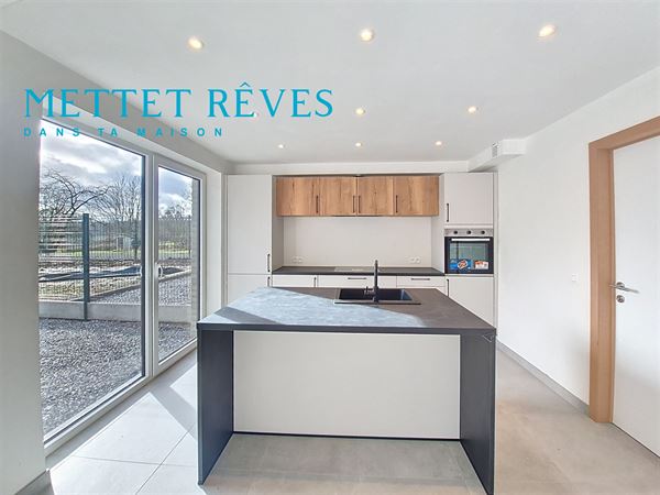 Nouvelle construction - maison 2 f. jardin et garage.