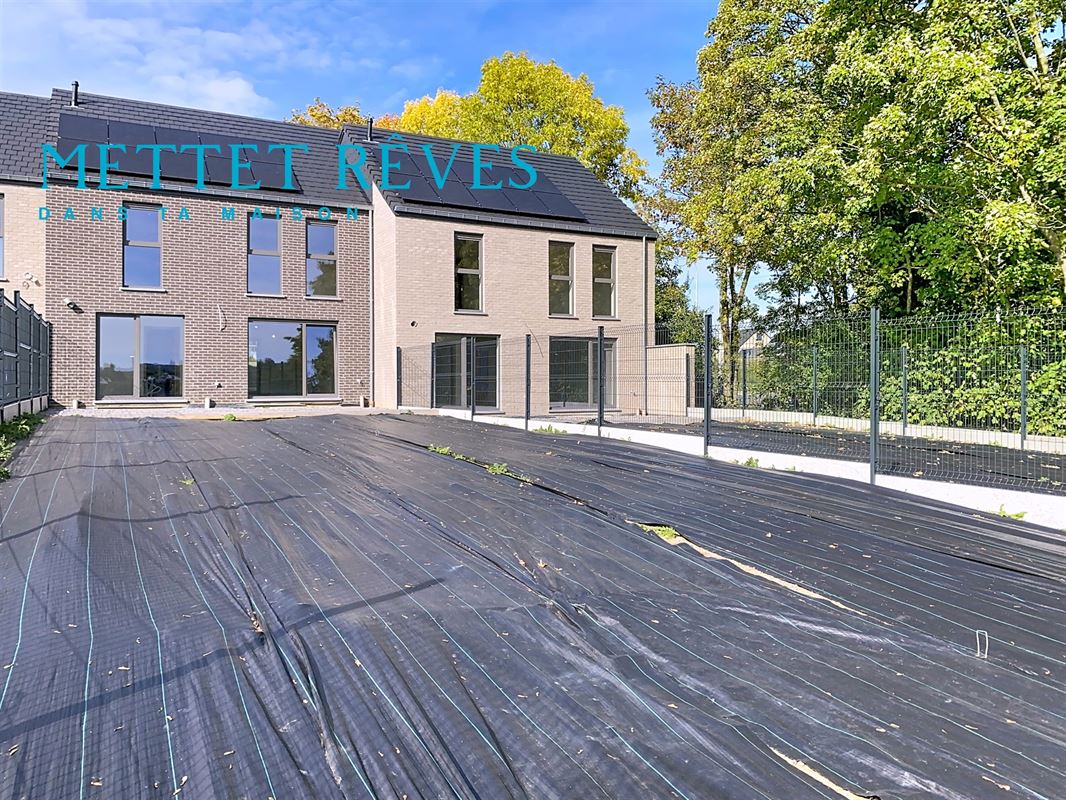 Nouvelle construction - maison 2 façades avec garage