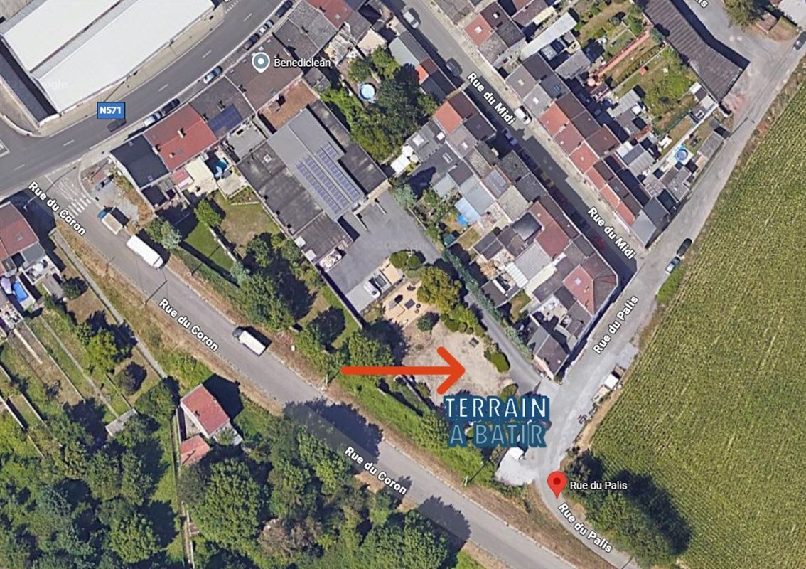 Terrain à bâtir de 8a et 92ca en zone d'habitat
