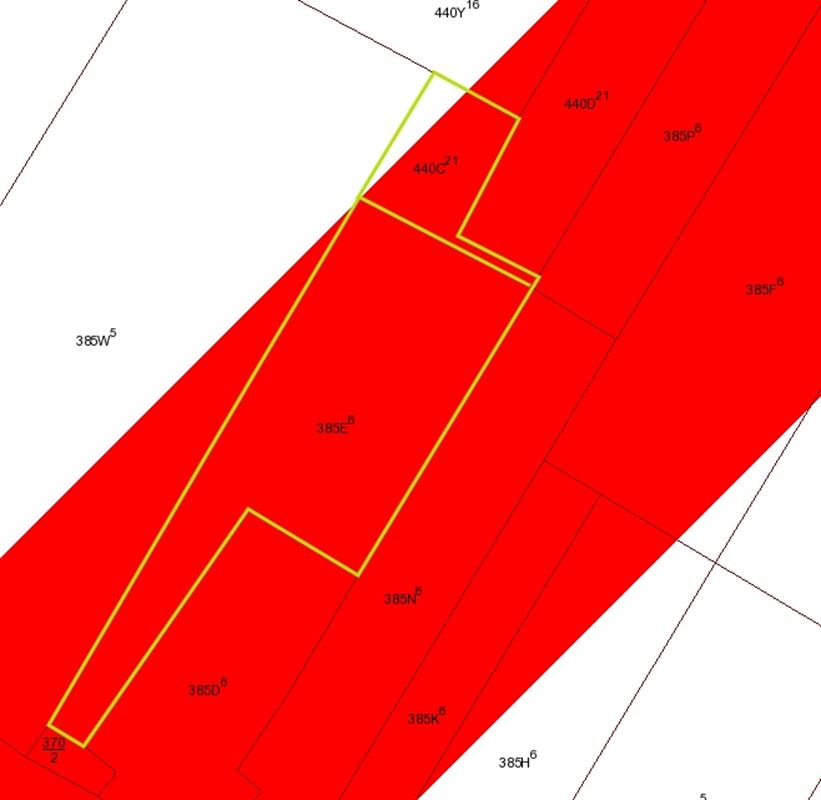 Entrepôt de 196 m² sur +-10 ares.