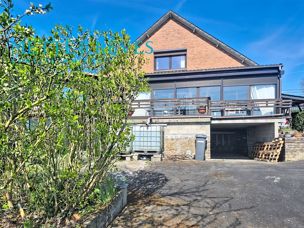 Villa de 3 ch et garage à Yvoir