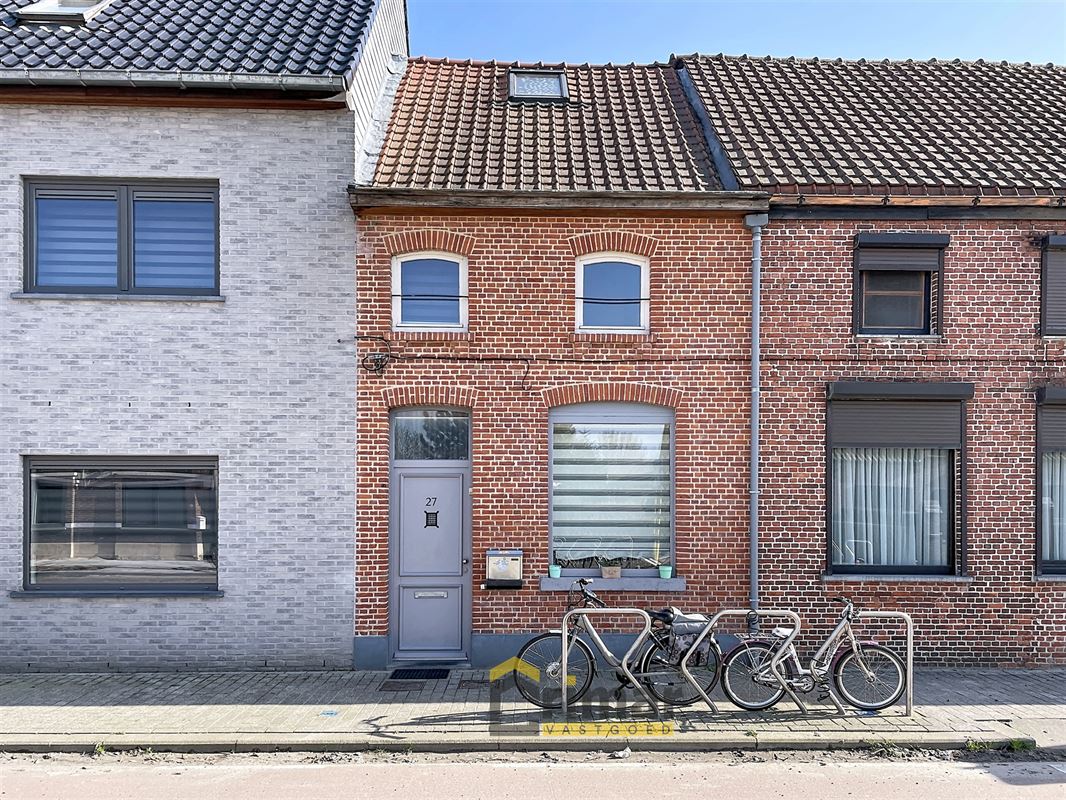 Betaalbare starterswoning in goede staat met leuke en knusse stadstuin. Een topper voor jong gezin!
