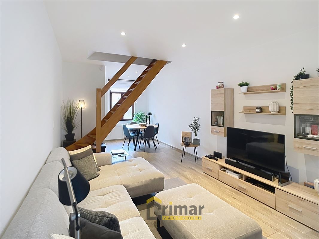 Instapklare starters woning in mooie omgeving, gezellige open keuken en stadstuin. Ideaal voor een jong gezin.