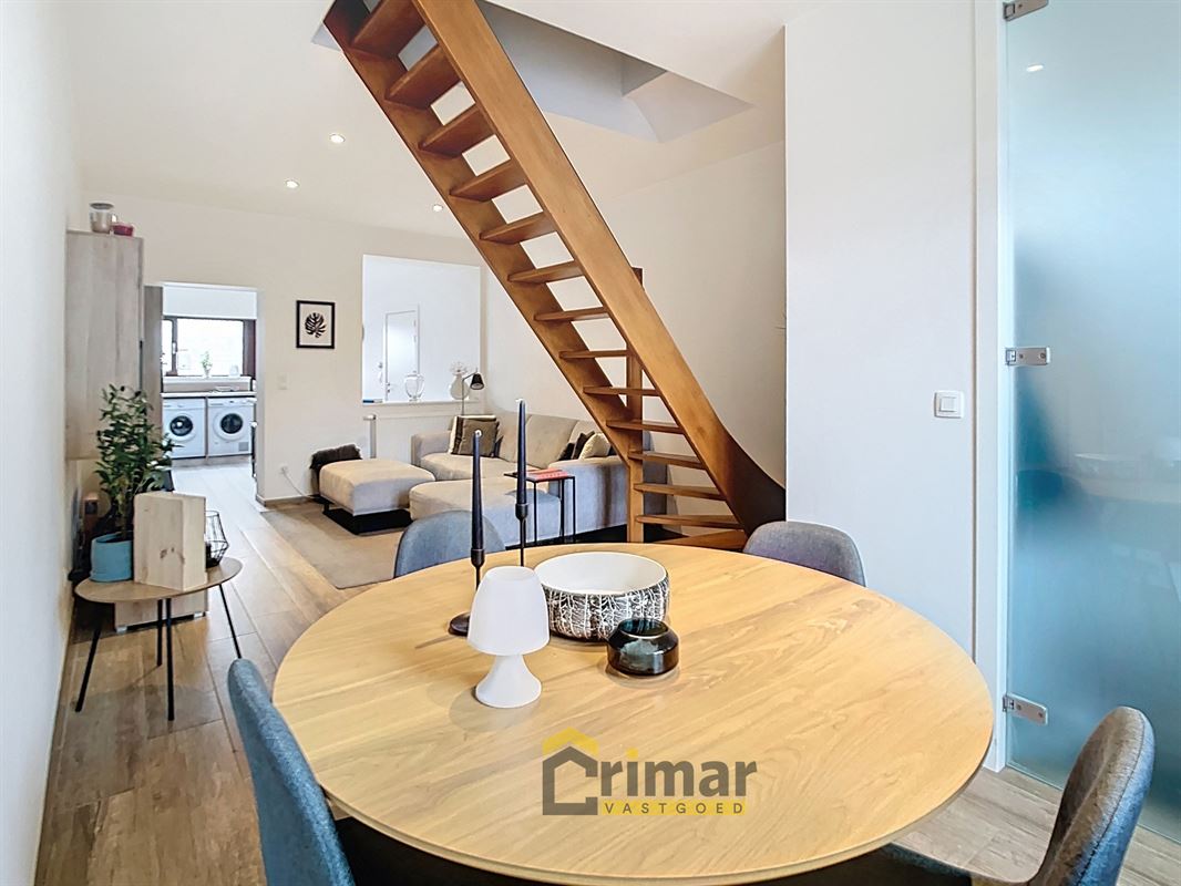 Instapklare starters woning in mooie omgeving, gezellige open keuken en stadstuin. Ideaal voor een jong gezin.