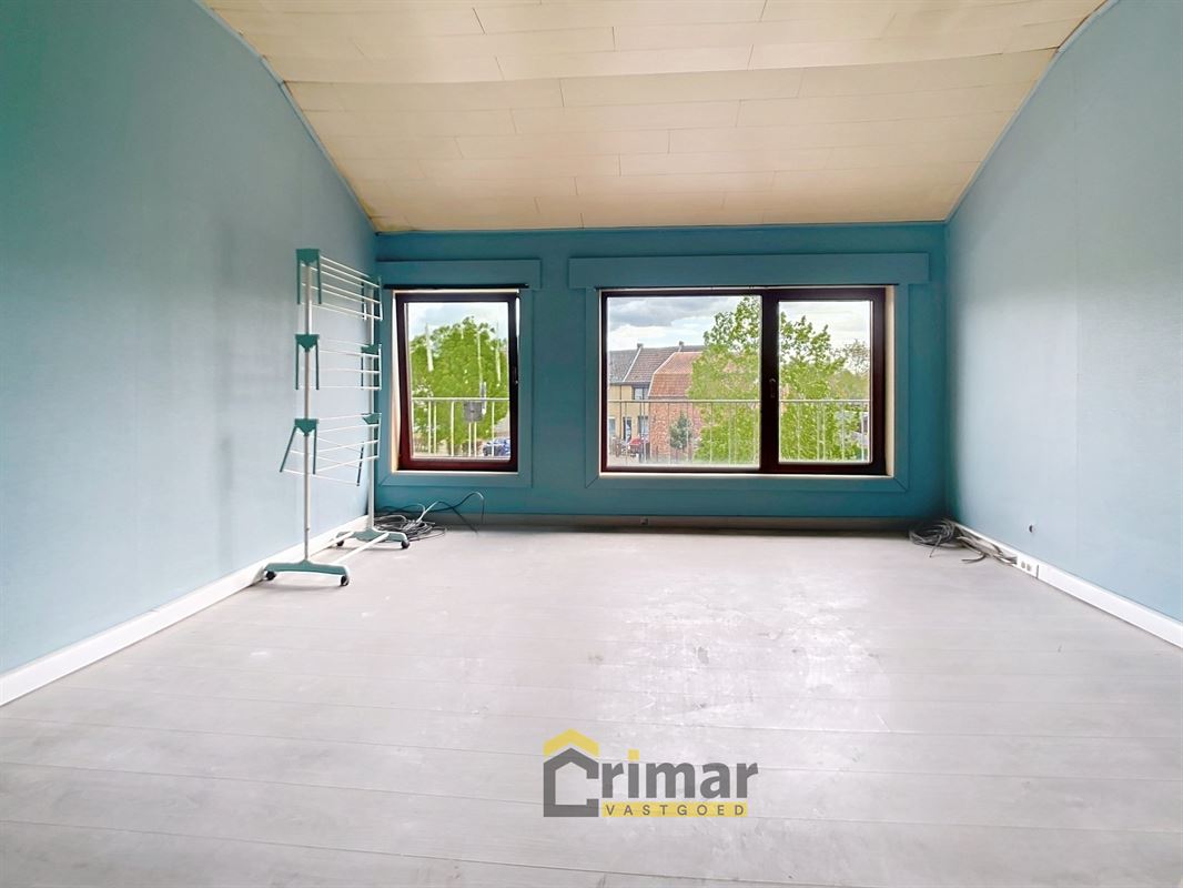 Betaalbare starterswoning met 2 slaapkamers en tuin die je stap voor stap naar eigen smaak en budget kan afwerken.