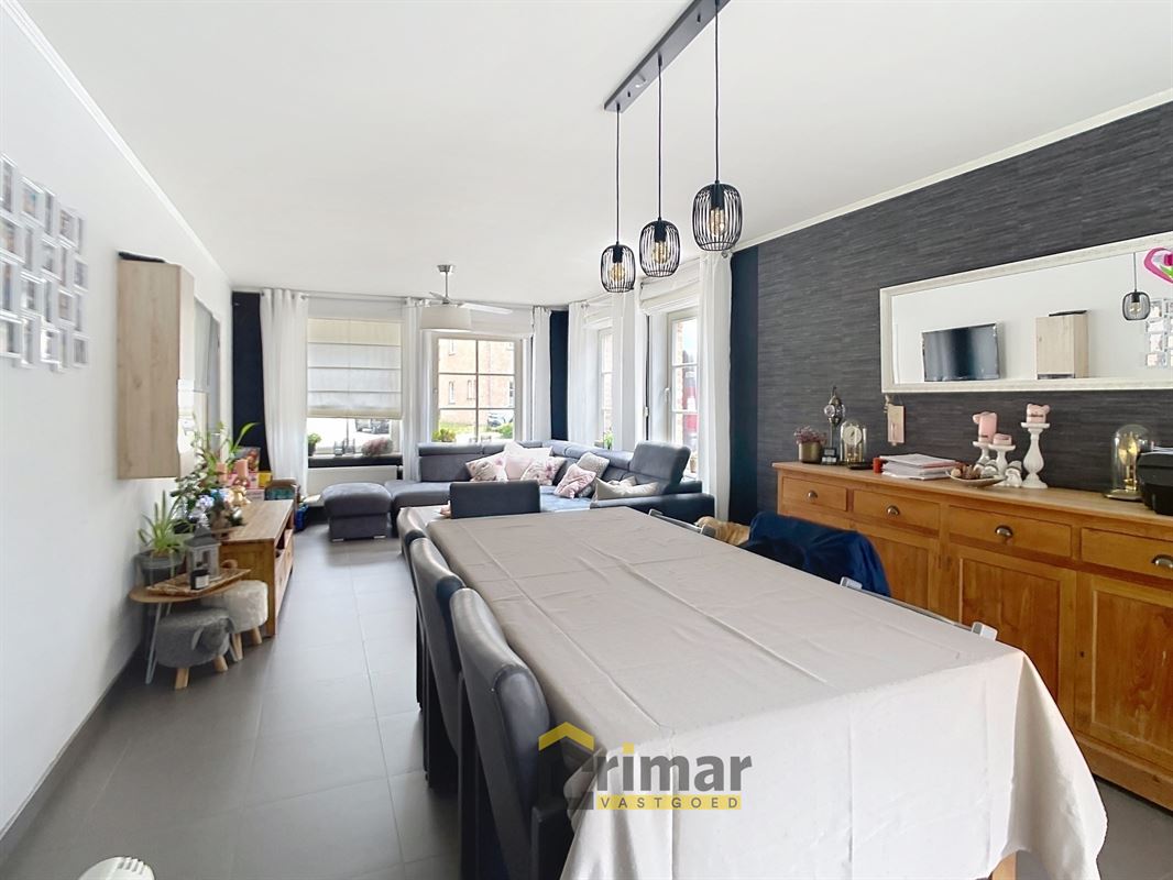 Energiezuinige gezinswoning met 3 slaapkamers, tuin en garage. Instapklaar. Rustige en residentiële buurt.
