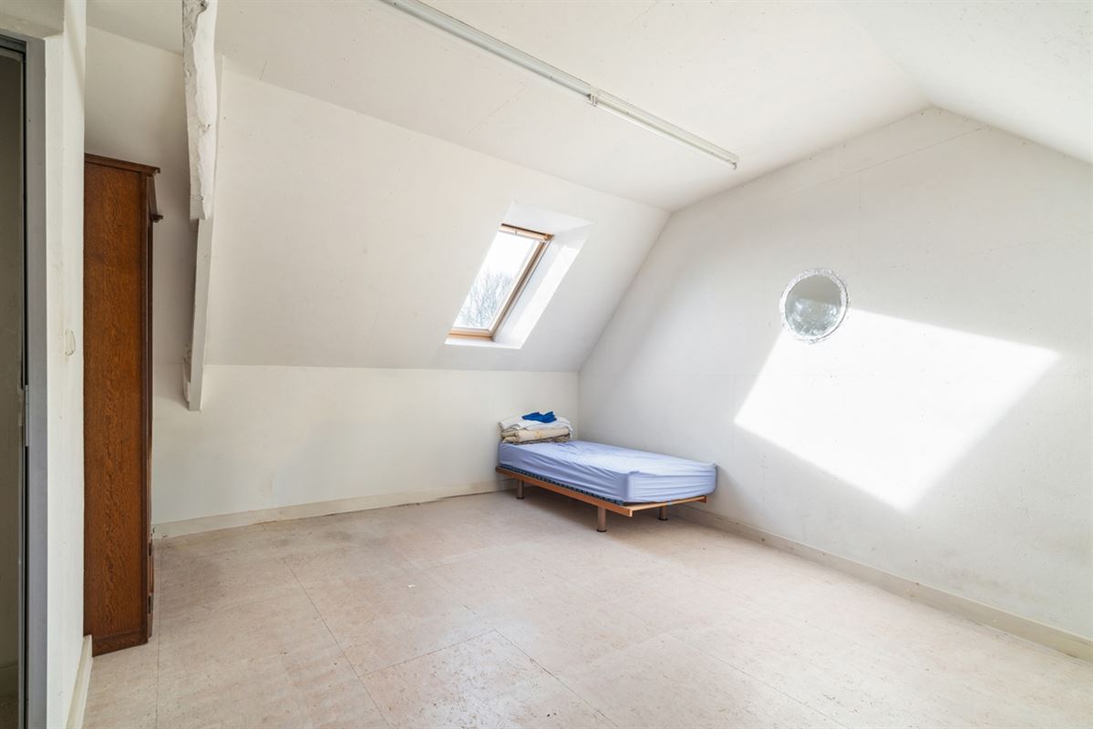 Te renoveren GESLOTEN BEBOUWING op perceel van 650m²