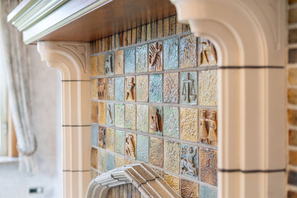 TE RENOVEREN karaktervolle VILLA op een perceel van 1.431m²