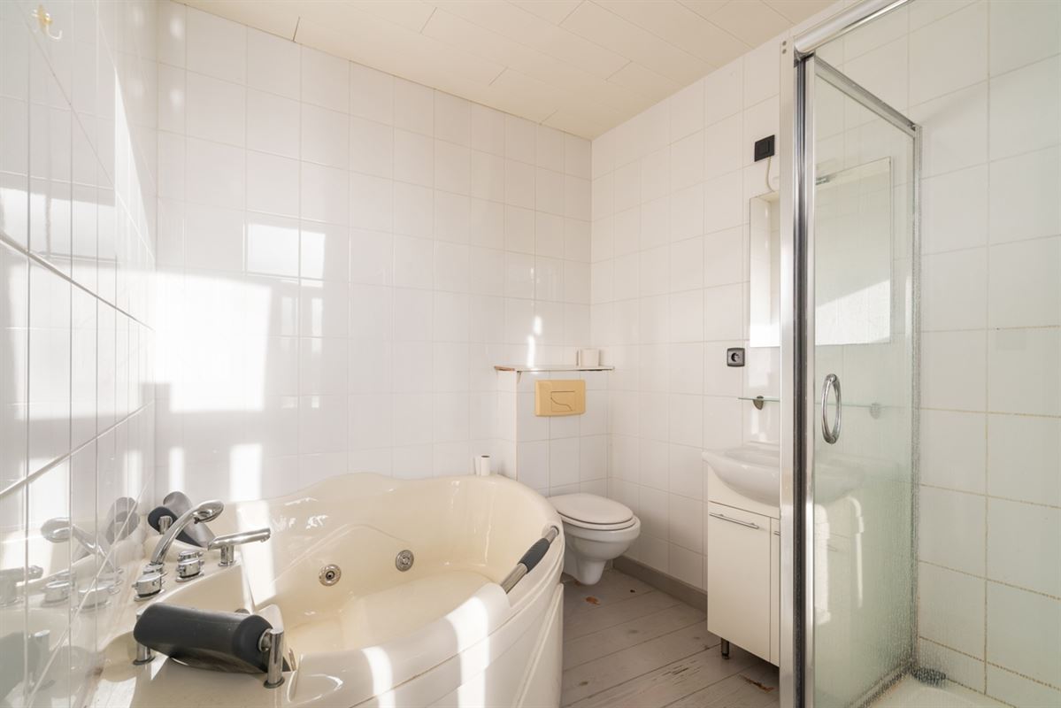 Te renoveren GESLOTEN BEBOUWING op perceel van 650m²