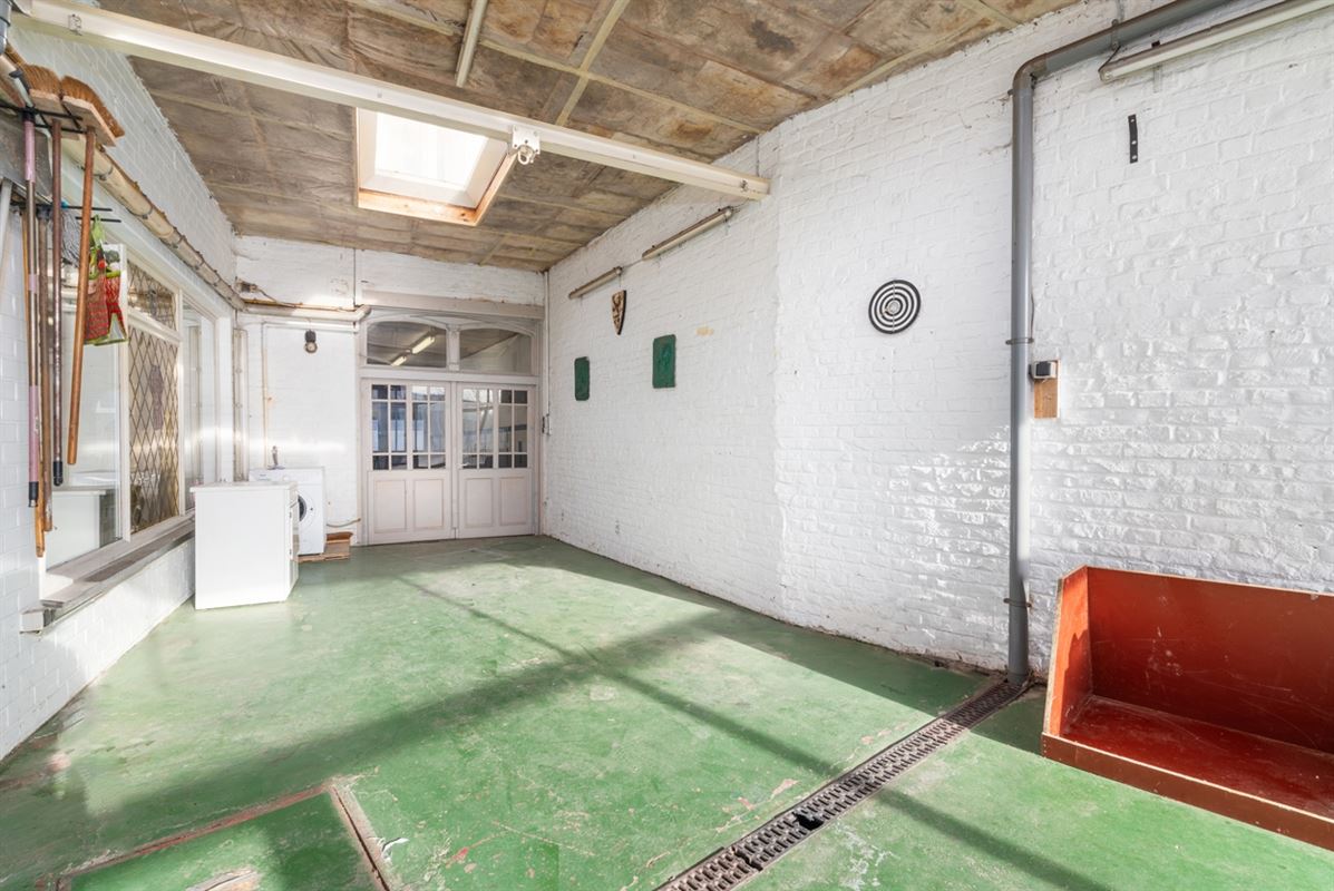 Te renoveren GESLOTEN BEBOUWING op perceel van 650m²