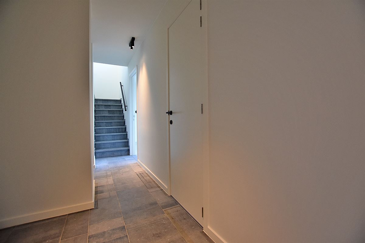 Stijlvol APPARTEMENT (DUPLEX) met 2 slpks & terras