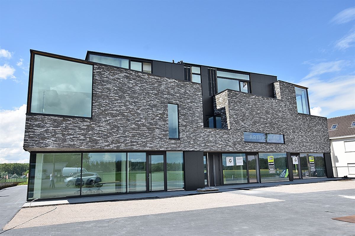 Stijlvol APPARTEMENT (DUPLEX) met 2 slpks & terras