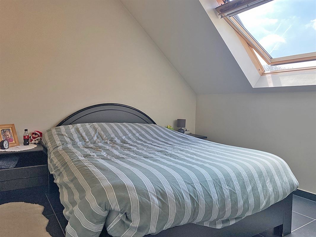 Leuk DUPLEX-APPARTEMENT met 2 SLAAPKAMERS