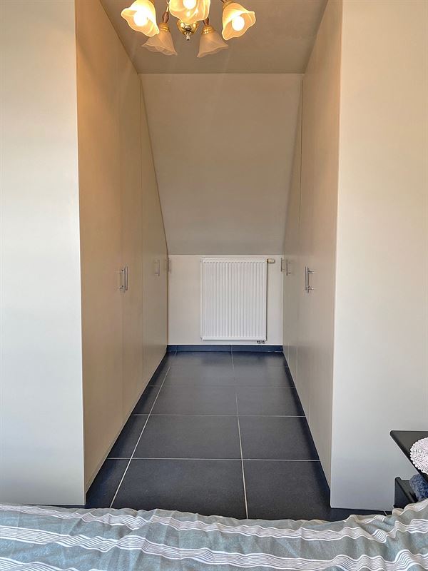 Leuk DUPLEX-APPARTEMENT met 2 SLAAPKAMERS