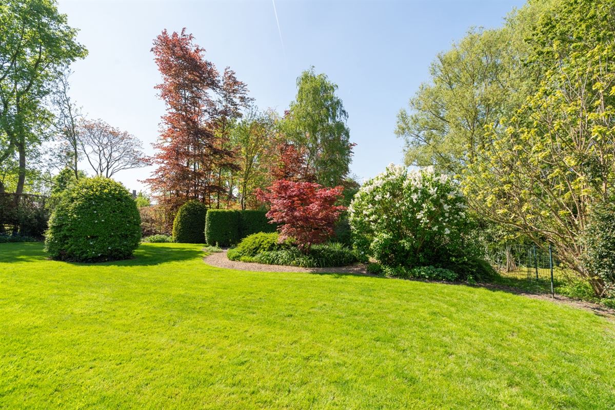 Charmante instapklare VILLA op een perceel van 2.700m²