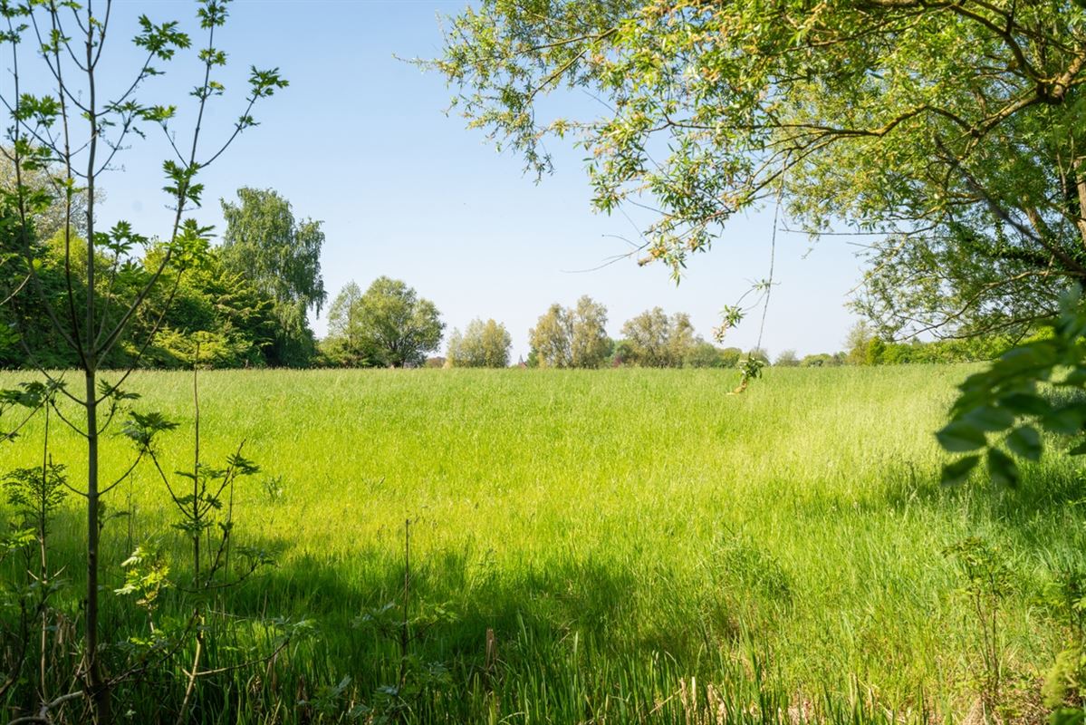 Charmante instapklare VILLA op een perceel van 2.700m²