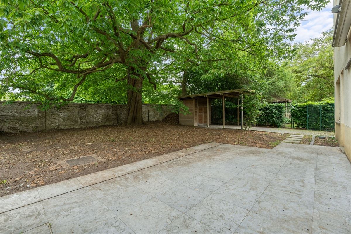 PASTORIE ST-AGATHA parochie LANDSKOUTER op een perceel van 664m²