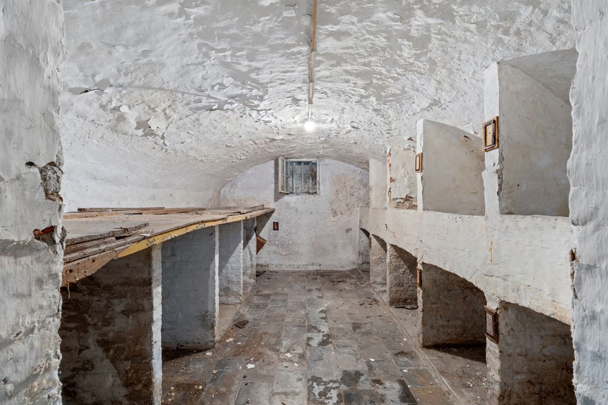 PASTORIE ST-AGATHA parochie LANDSKOUTER op een perceel van 664m²