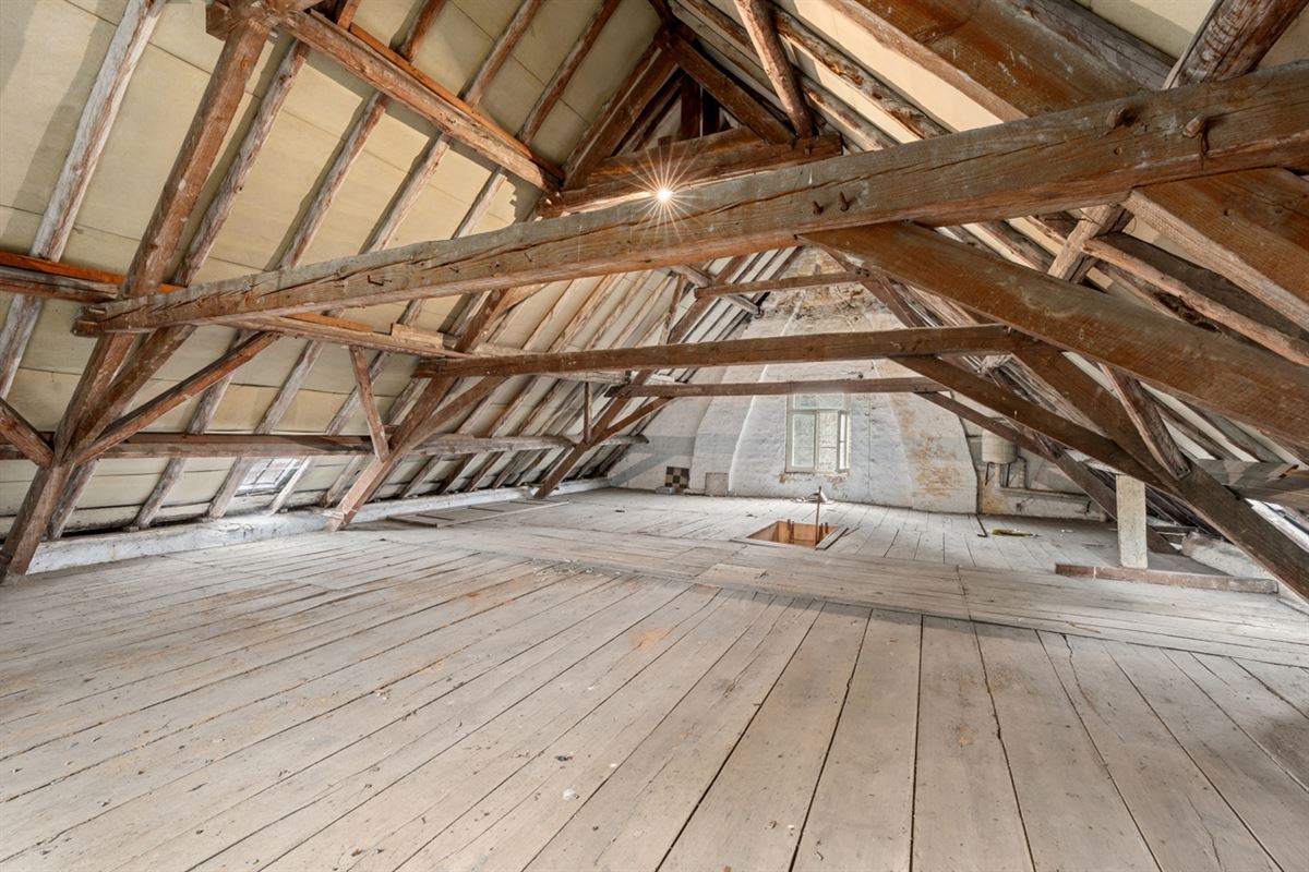 PASTORIE ST-AGATHA parochie LANDSKOUTER op een perceel van 664m²