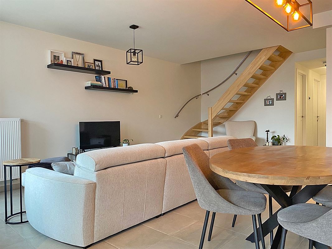 Instapklaar APPARTEMENT (duplex) met 3 slaapkamers, terras en garage