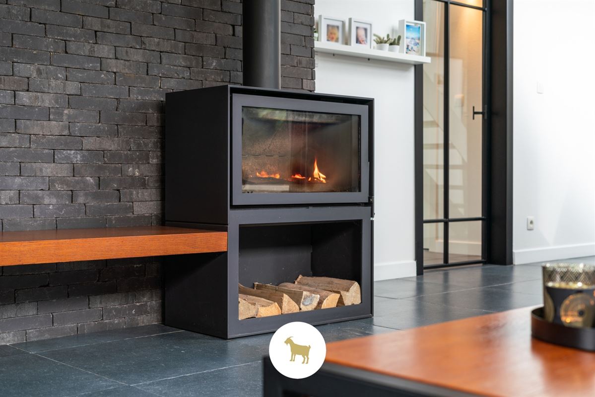 Instapklare lichtrijke OPEN BEBOUWING met 3 (mogelijkheid tot 4) SLAAPKAMERS, stijlvol overdekt TERRAS en gezellige (BINNEN)TUIN op een PERCEEL van ca. 435 m²