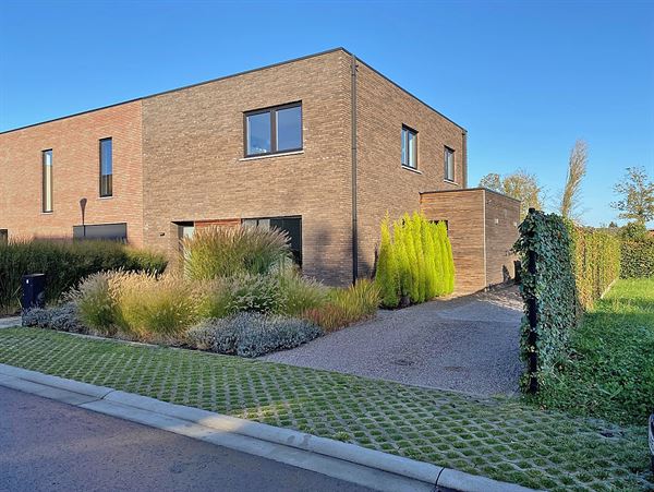 Energiezuinige WONING (HOB) met 3 SLAAPKAMERS & TUIN