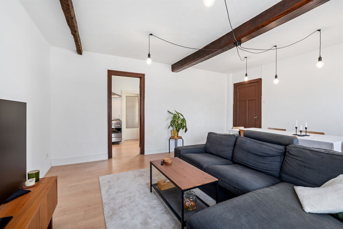 KARAKTERVOLLE WONING met 4 slaapkamers, garage & tuin op een perceel van ca. 811m²