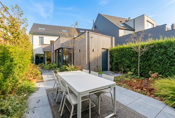 RUIMTE, AUTHENTIEKE CHARME & PRIVACY, OP WANDELAFSTAND VAN ALLES!