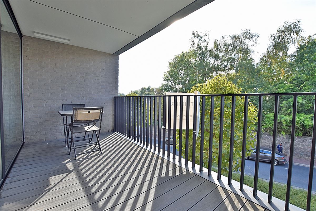 APPARTEMENT met 1 slpk, terras, overdekte staanplaats & kelderberging