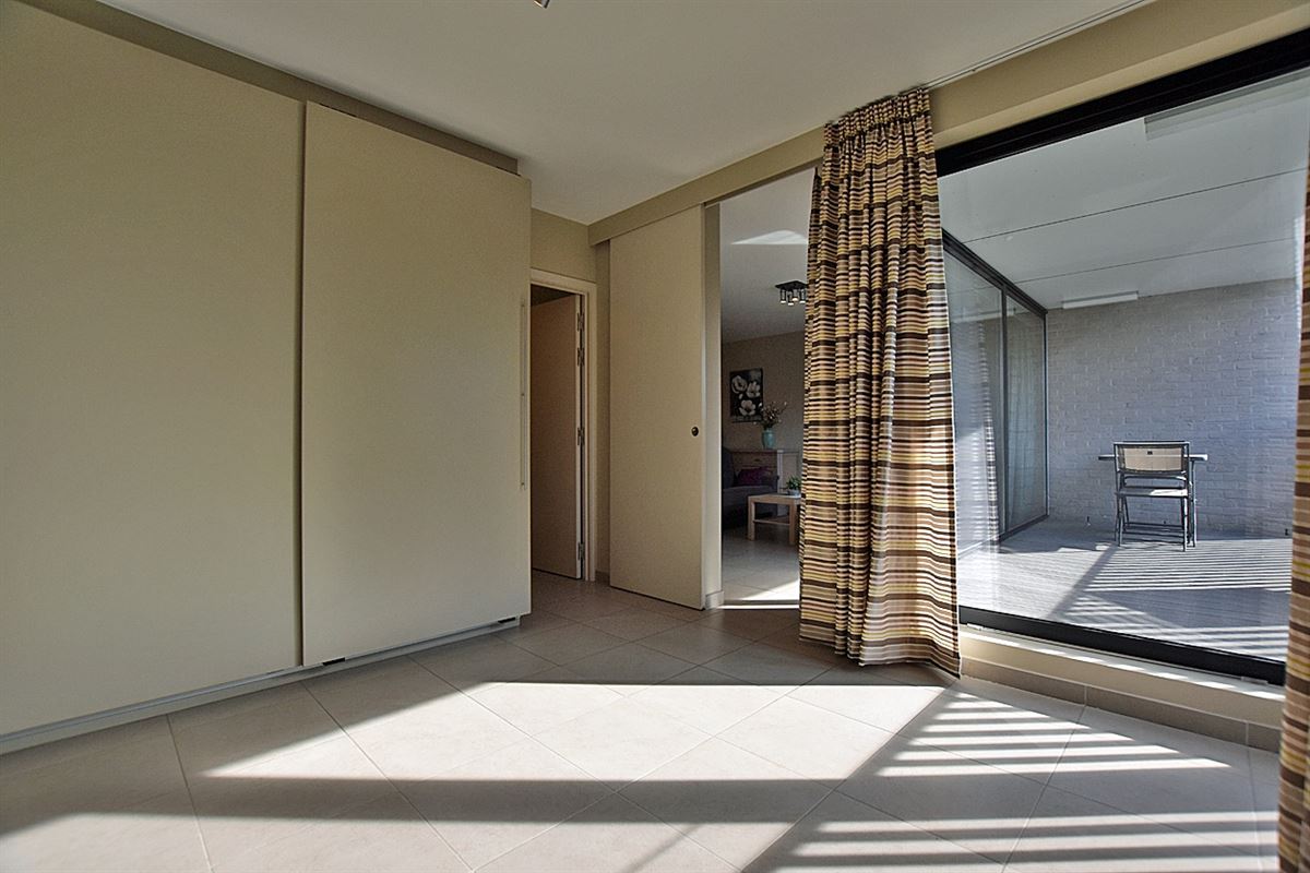 APPARTEMENT met 1 slpk, terras, overdekte staanplaats & kelderberging