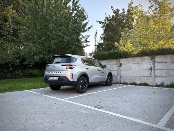 OPEN PARKEERPLAATS in het centrum van BOTTELARE