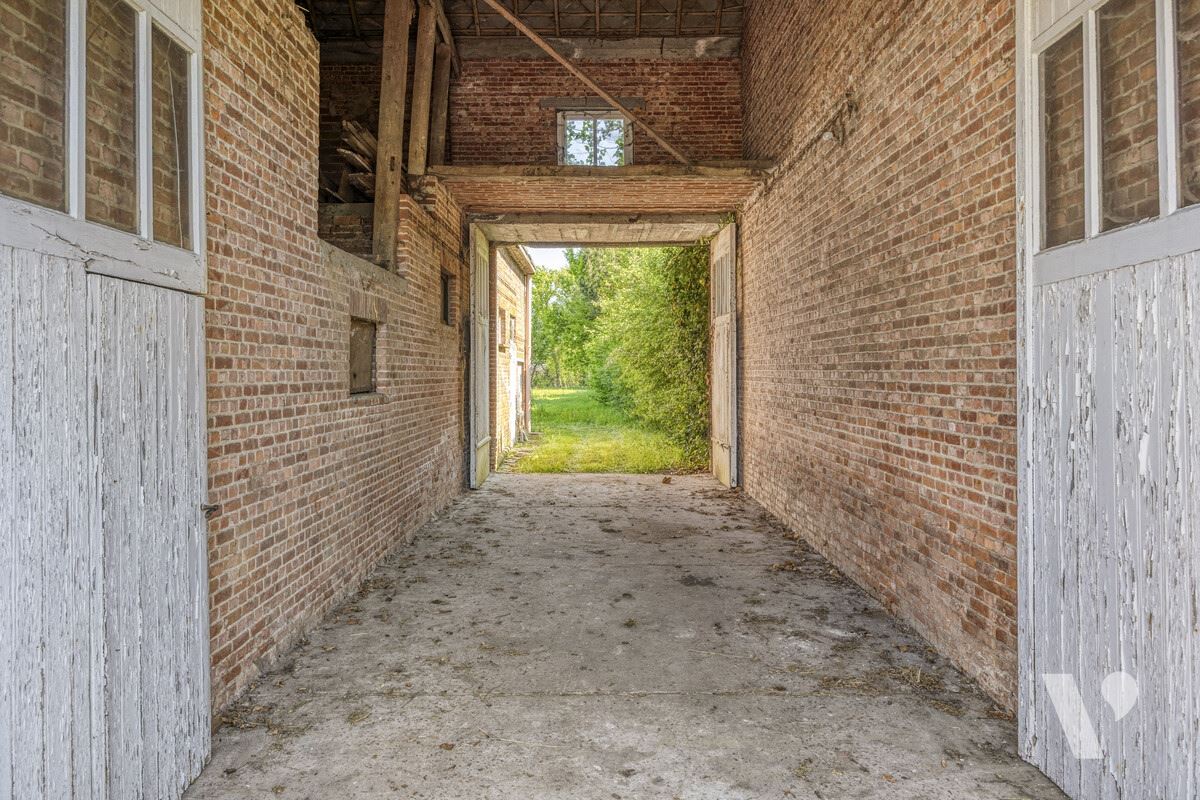 Statige woning met bijgebouw, tuin en weiland op 61a87ca