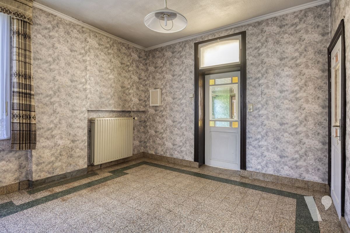Statige woning met bijgebouw, tuin en weiland op 61a87ca