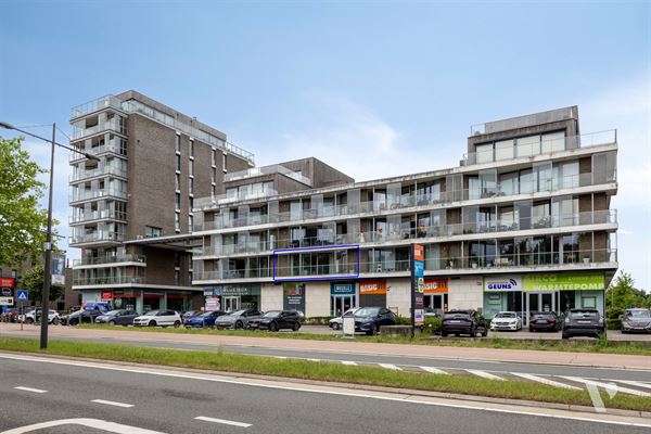 Instapklaar appartement met 2 slaapkamers, terras en autostaanplaats in Hasselt (Rapertingen)