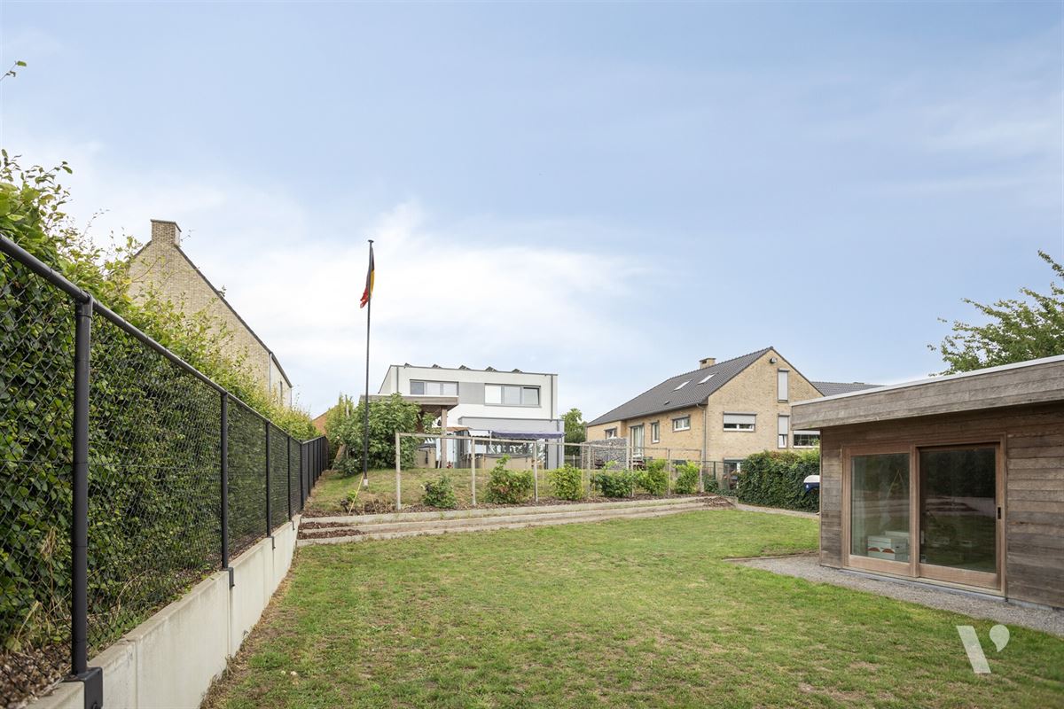 Energiezuinige woning met welness en uitzicht op boomgaard