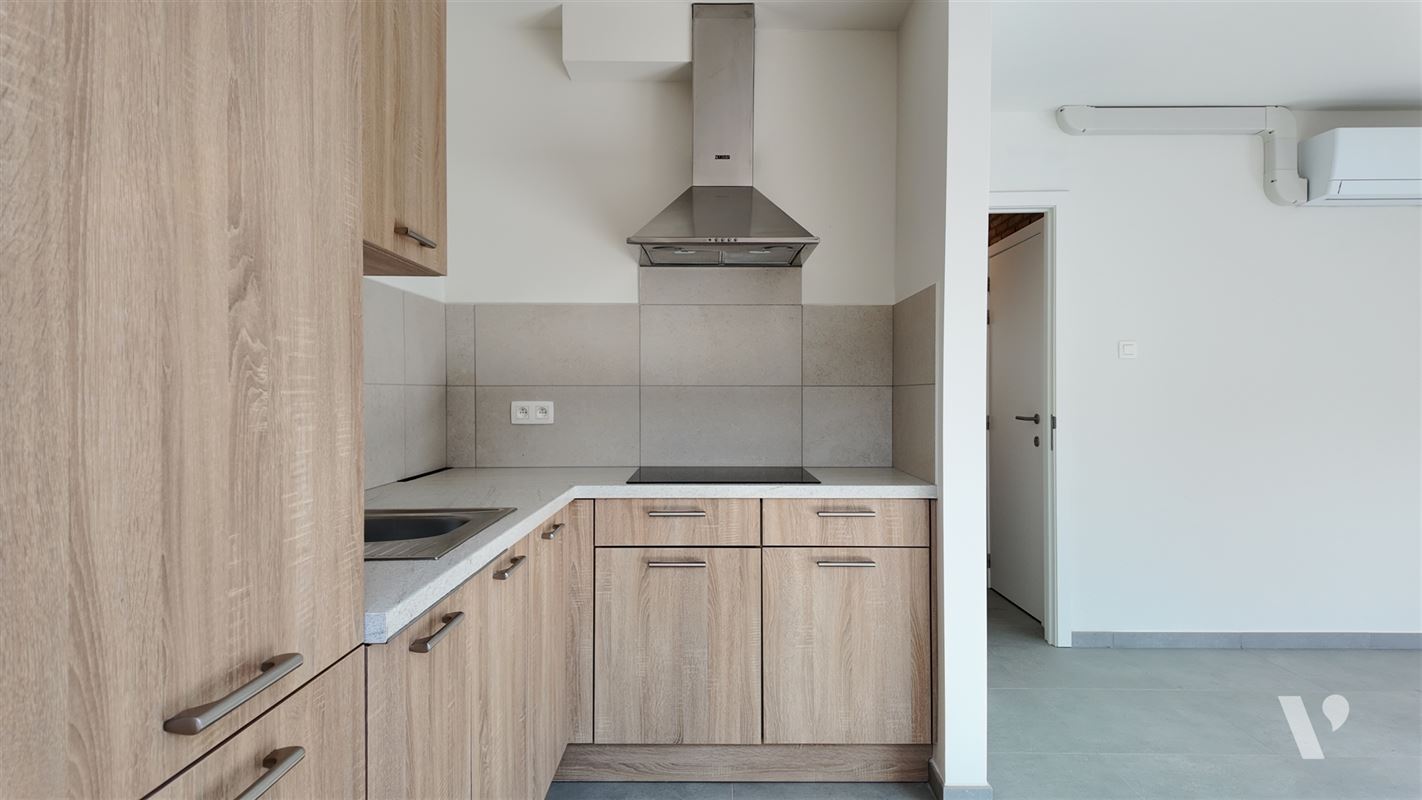 Vernieuwd appartement met 2 slaapkamers en garagebox