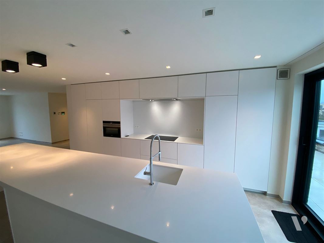 Prachtig moderne penthouse met 2 terrassen